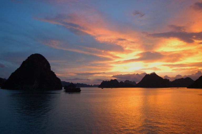 vietnam ha long bay