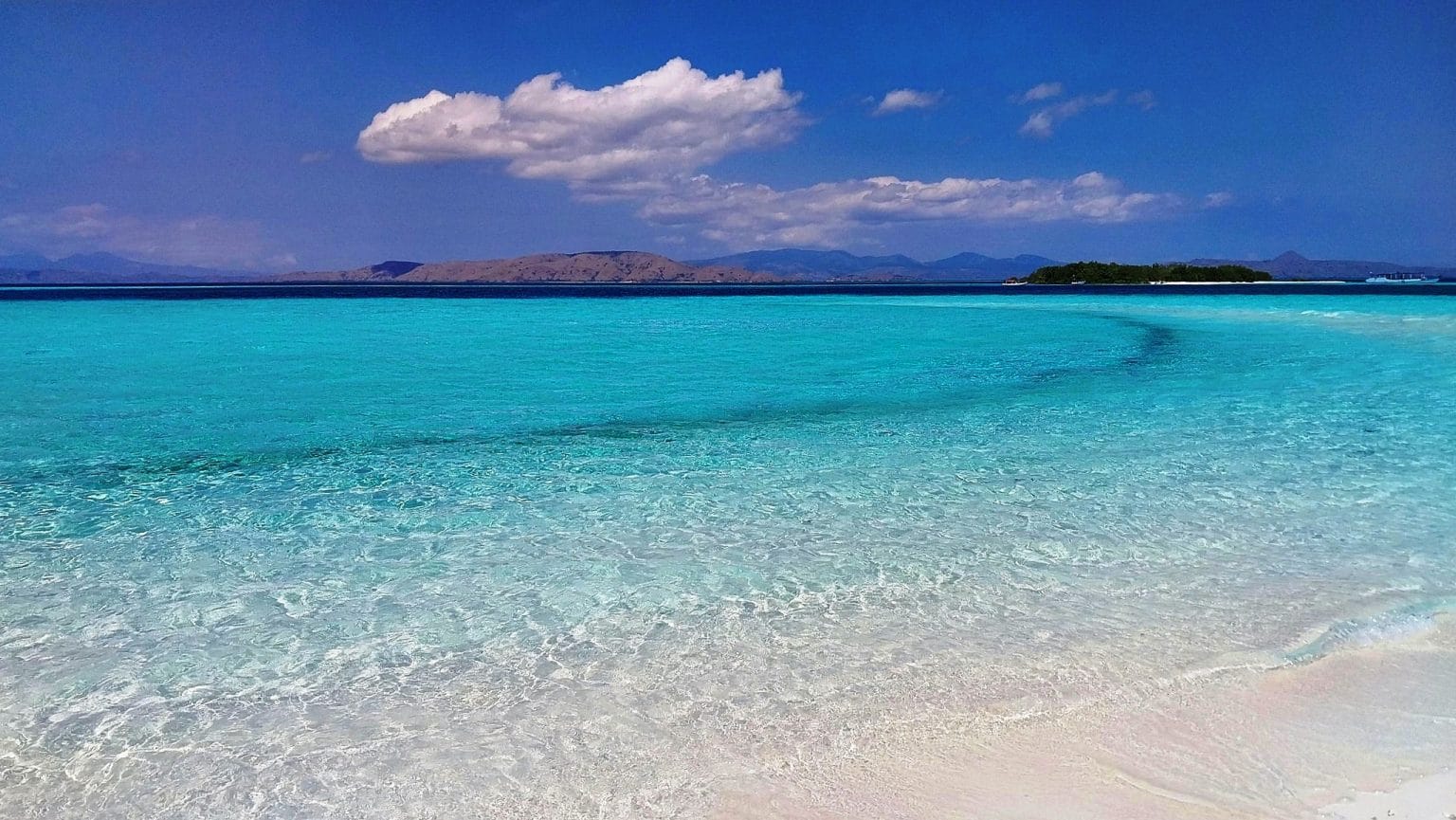 Pirate island Komodo