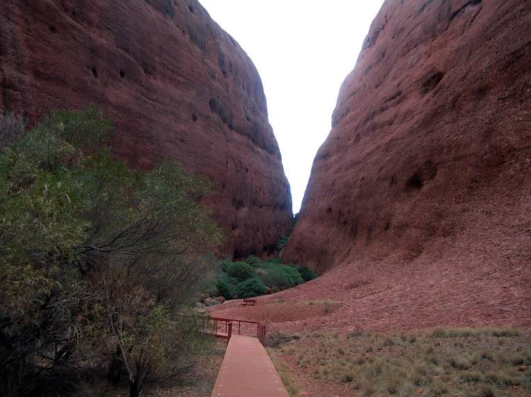 Il Walpa Gorge, Kata Tjuta Il Walpa Gorge, Kata Tjuta