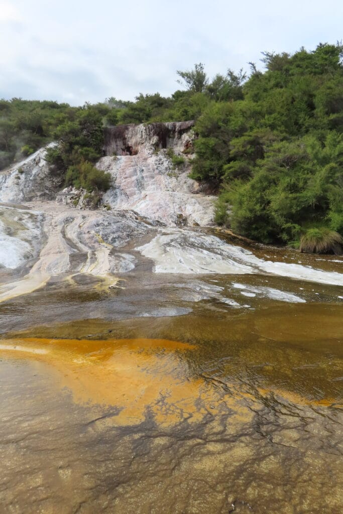 Orakei korako 
