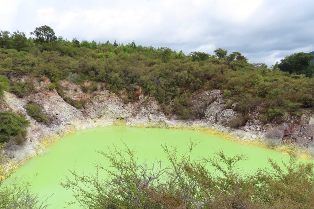 Nuova zelanda isola del nord - Wai o tapu Devil's bath 