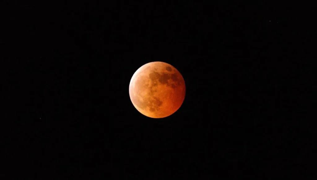 Eclissi-lunare-totale Eclissi-lunare-totale