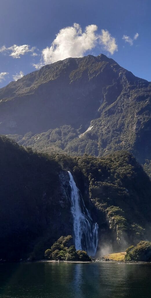 Milford sound cascate Milford sound cascate
