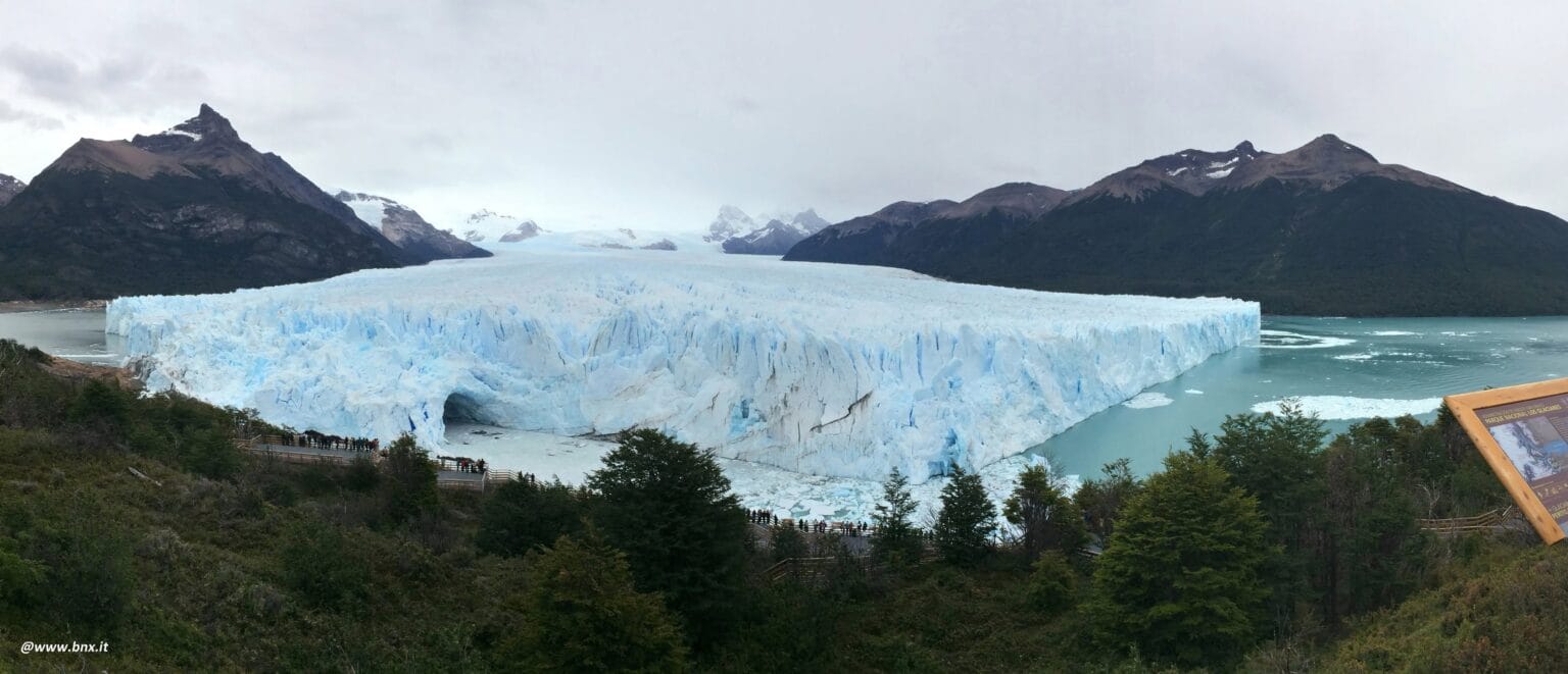 Viaggiatore autentico, Ben autore di viaggia con Bru